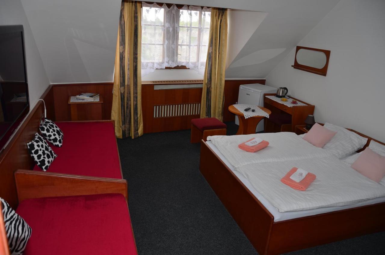 Guesthouse Zlaty Hrozen Česká Lípa 외부 사진