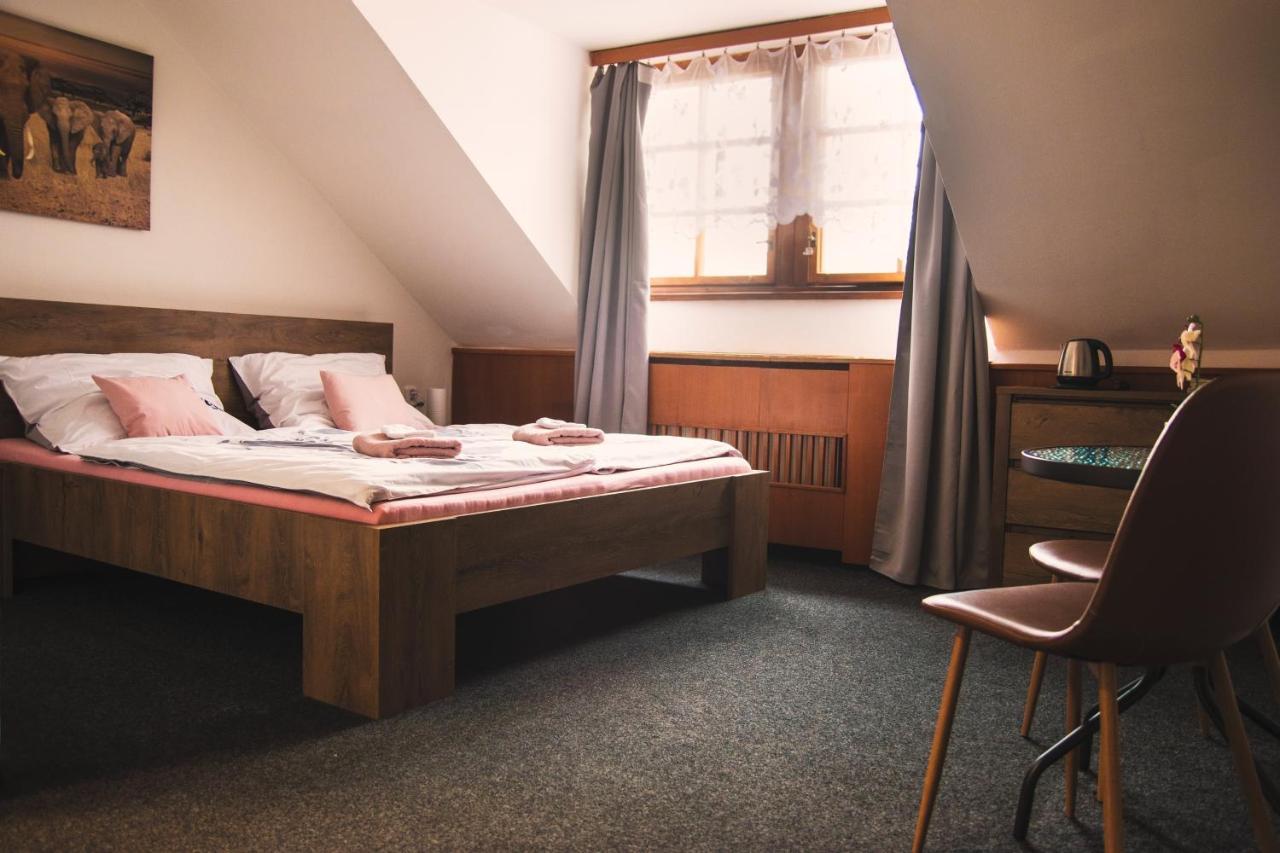 Guesthouse Zlaty Hrozen Česká Lípa 외부 사진